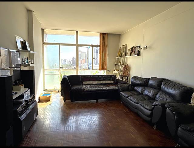 2.5 BEDROOM APARTMENT FOR SALE IN SOUTH BEACH